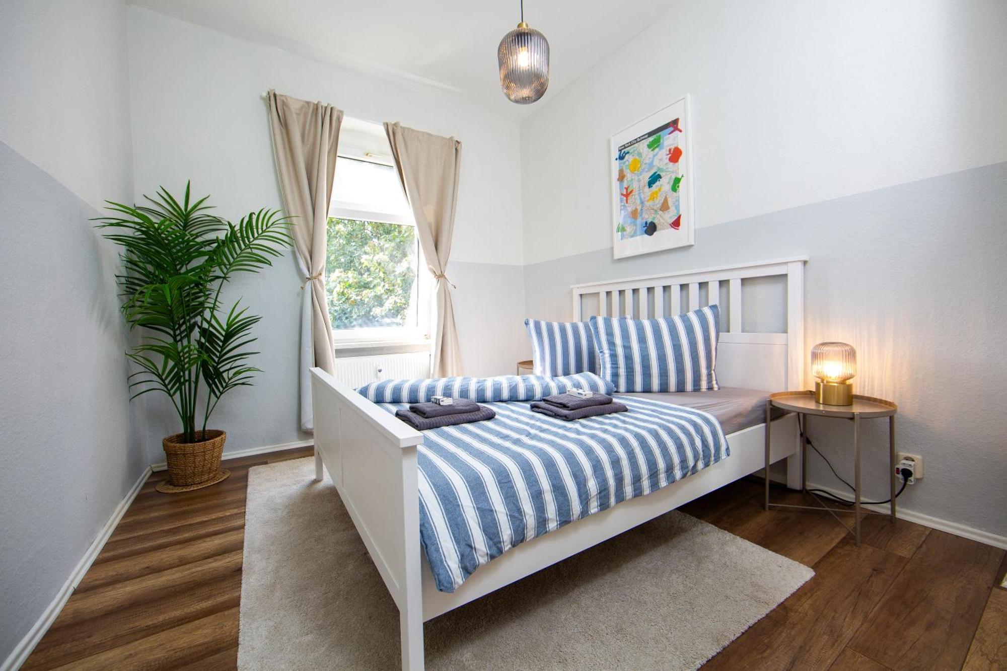 Grossraum-Apartments Mit 2Sz, Wz, Kueche, Smart-Tv, Parken, Etc Эрфурт Экстерьер фото