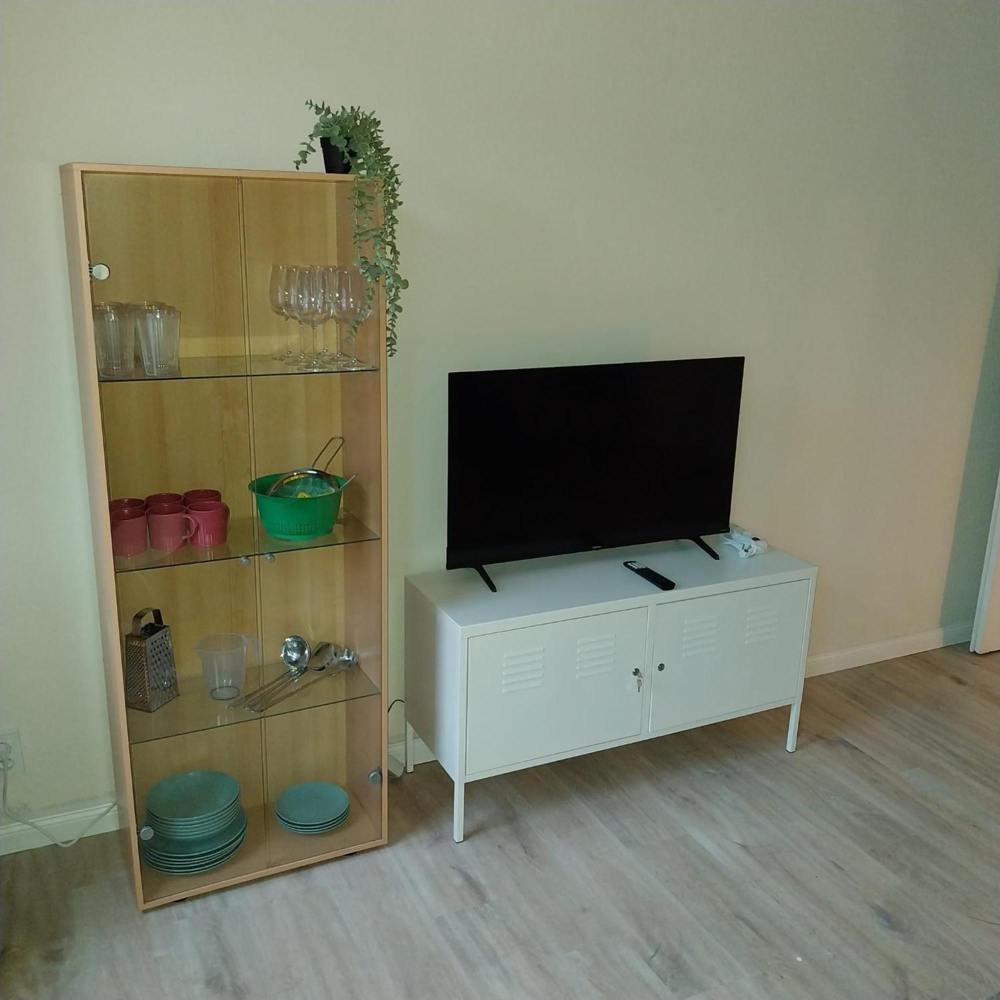 Grossraum-Apartments Mit 2Sz, Wz, Kueche, Smart-Tv, Parken, Etc Эрфурт Номер фото